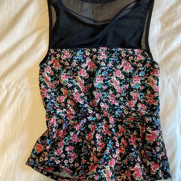 Xhilaration Black w/ Multi-Color Peplum Top -XS UC - Picture 3 of 4